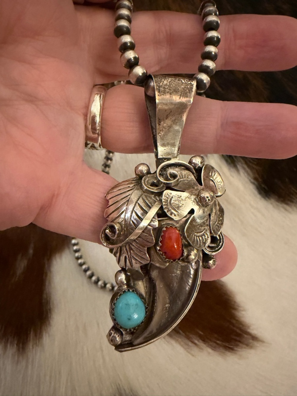 ❤️ Signed Navajo Jerry Thompson Kingman Turquoise Coral Bear Claw Pendant 925 - Picture 6 of 14